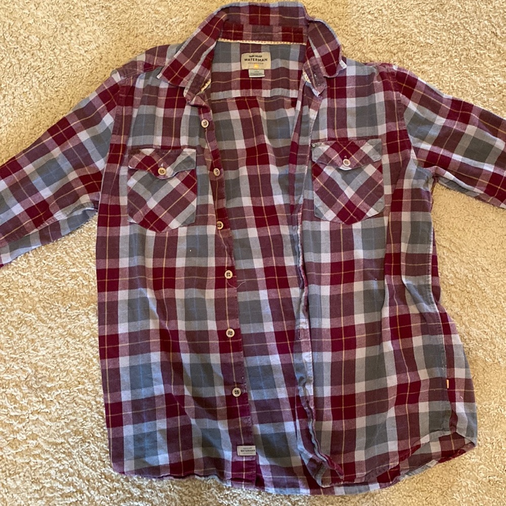 Quiksilver Red Plaid Flannel (Adult Medium)